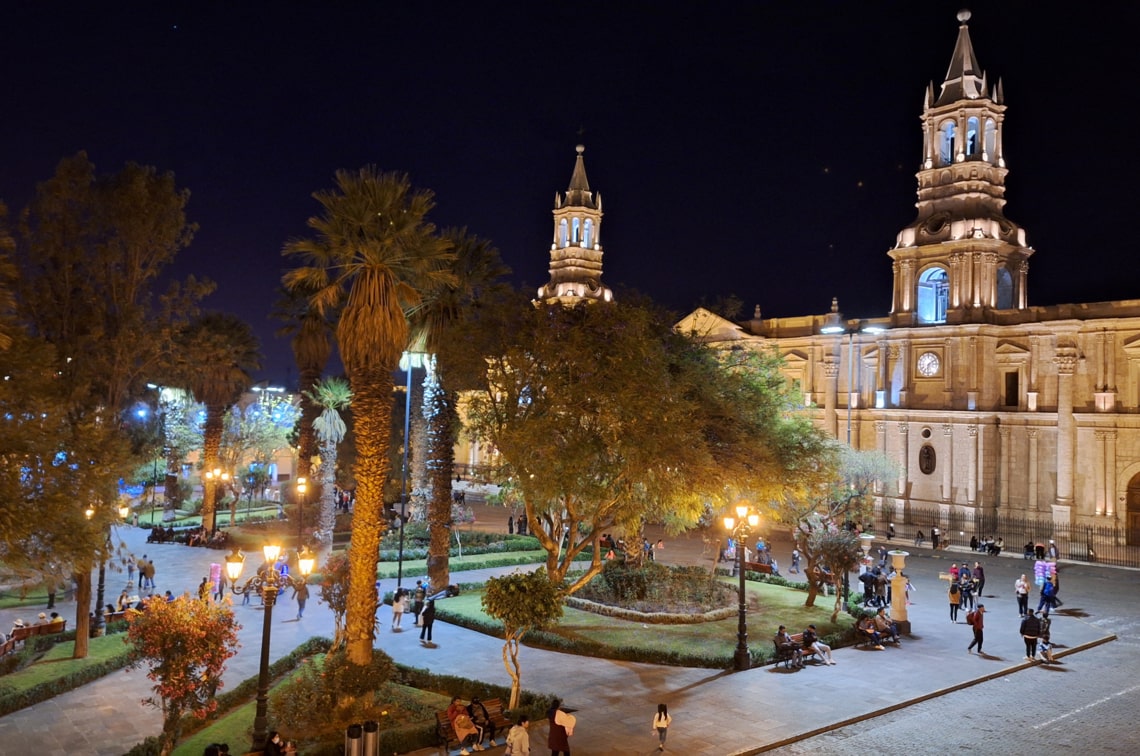 tuttaltromondo plaza de armas