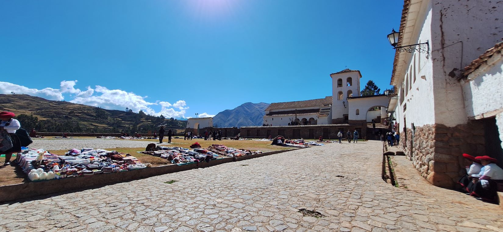 CHINCHERO PERU ANGY TUTTALTROMONDO